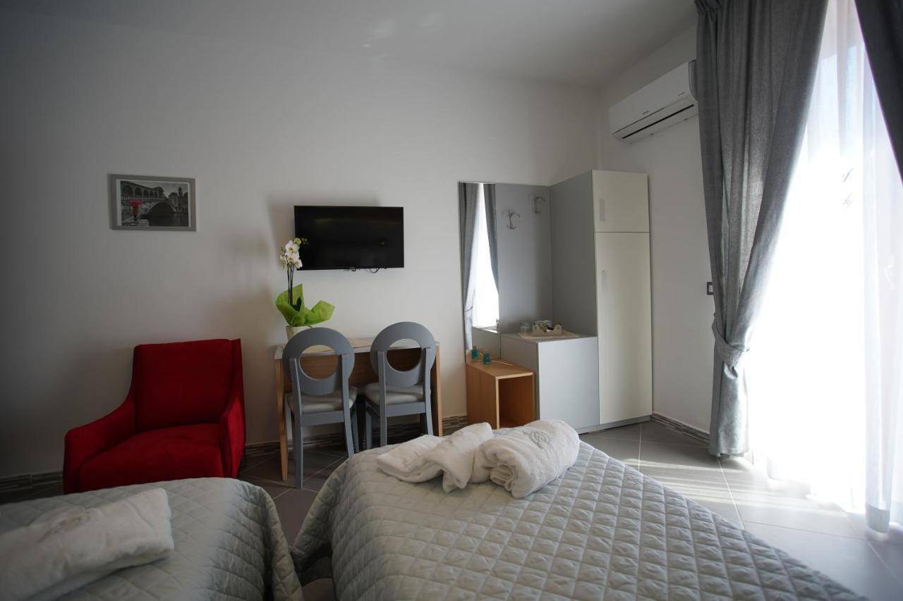 Serendipity B&B เมสซีนา ภายนอก รูปภาพ